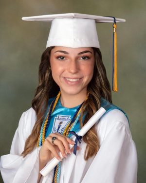 2021 Salutatorian: Angela Brunetti